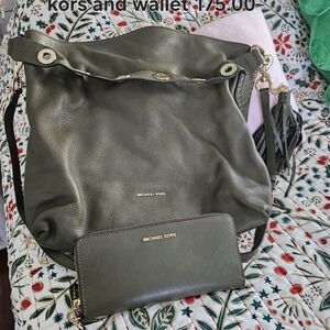 Michael Kors Dark Green Shoulder Bag and Wallet
